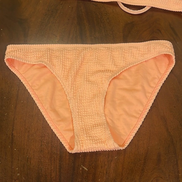 Cabana Del Sol medium coral ribbed bikini nwt - Picture 3 of 5